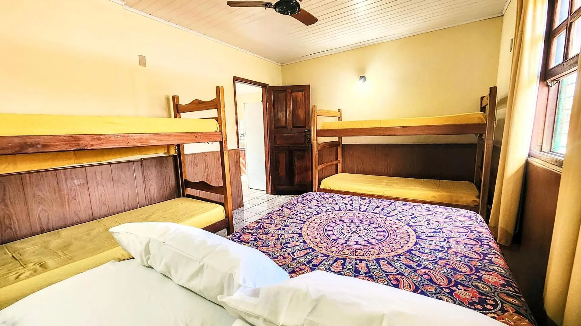 Hostel Casa Gaia - Centro De Arraial D'Ajuda Porto Seguro 0*,  Brasilien